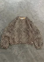 AKIMBO CREWNECK – LEOPARD (1)