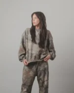 AKIMBO CREWNECK – REALTREE® CAMO (1)